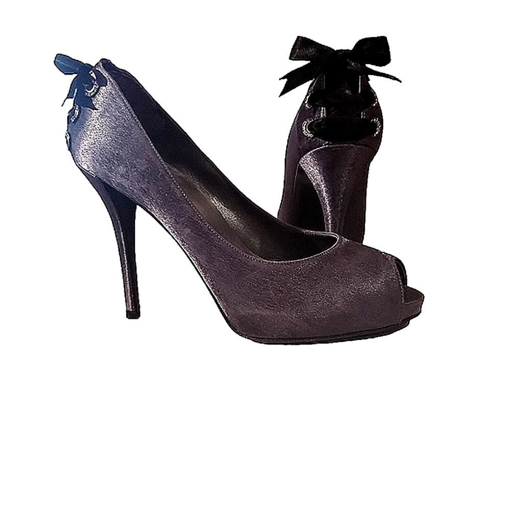 Stuart Weitzman satin silver heels size 8 medium worn once absolutely beautiful!